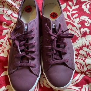 Ked’s Burgundy Sneakers Size 10